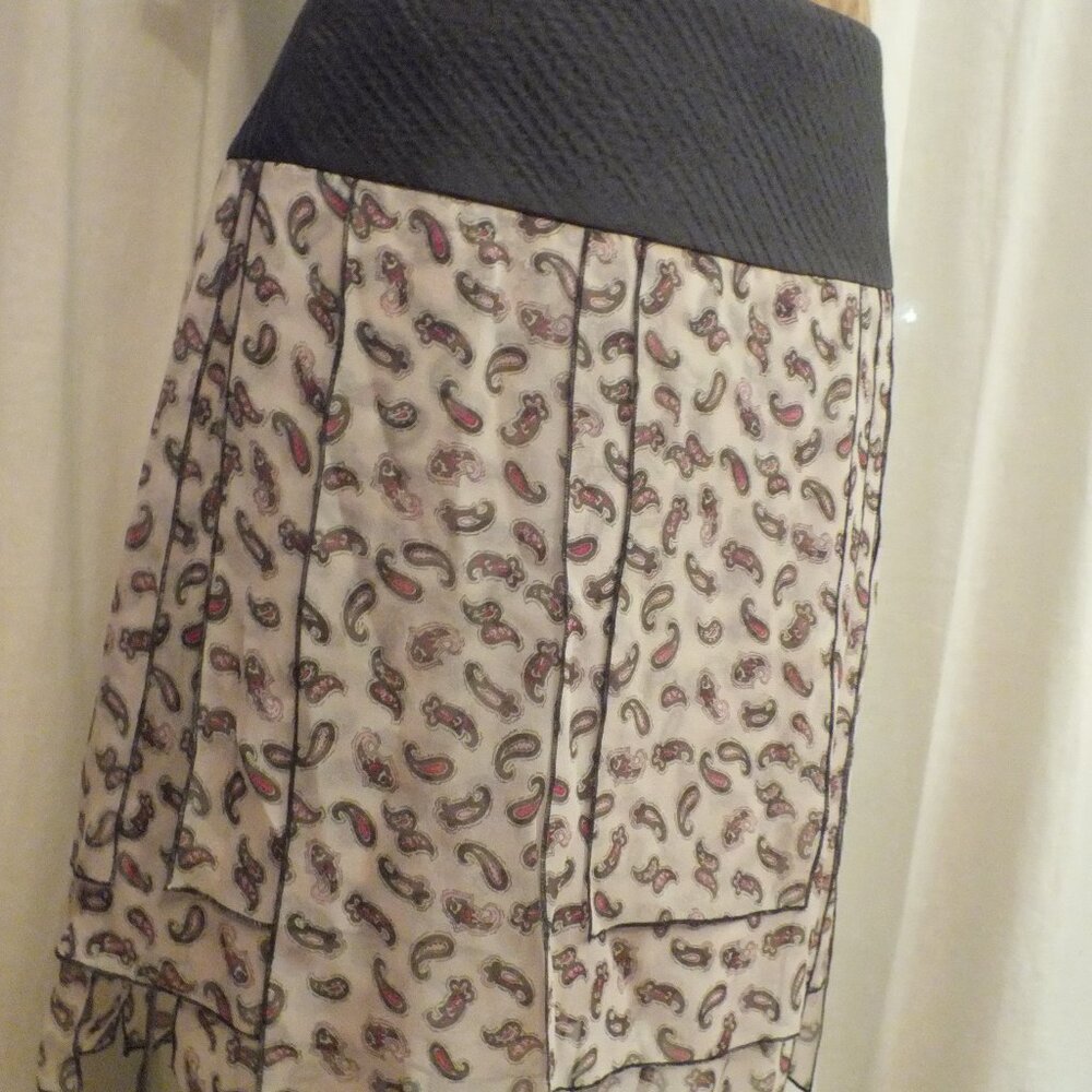 Diane Von Furstenberg Silk Panel Skirt in Pink and Brown Paisley Size 6 Designer